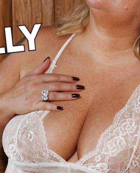 KELLY - Belle blonde 100% belge