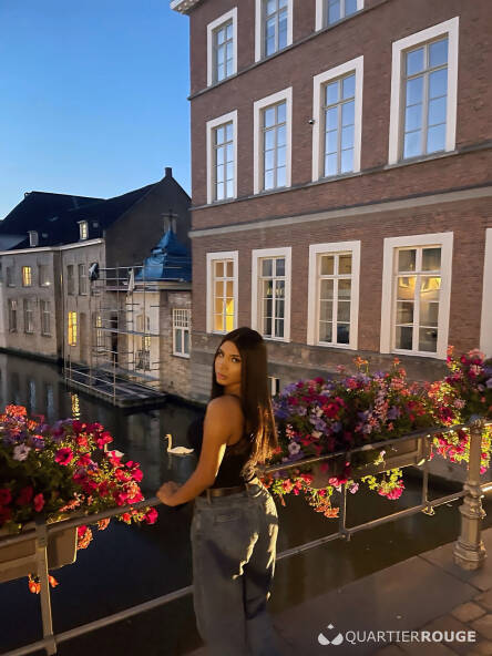 Flavia hot