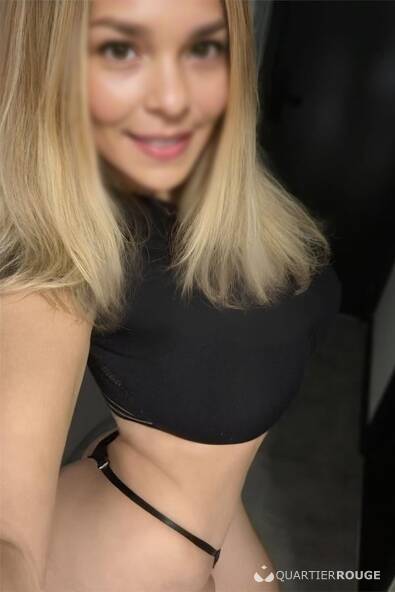 JE VEUX JOUIR SUR TA BITE