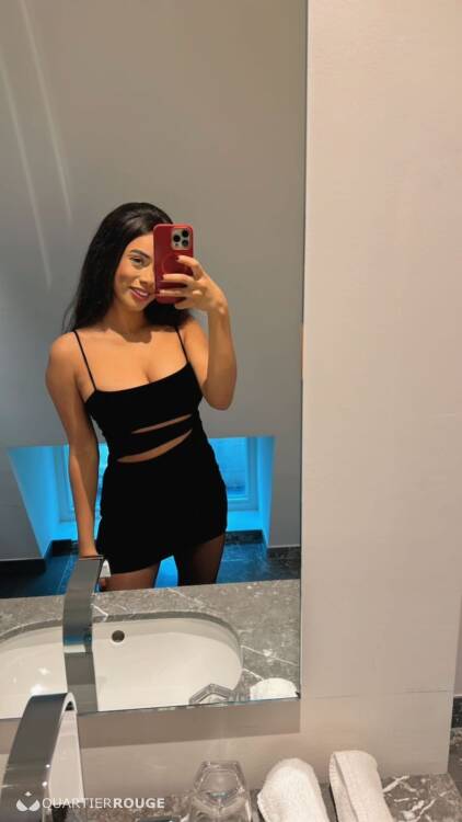 Priv&eacute; Myla Chaud