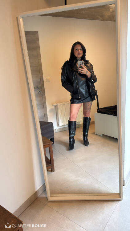 Privé Gabriela Souza