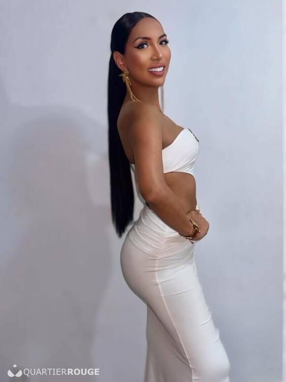 Priv&eacute; Luciana porsil