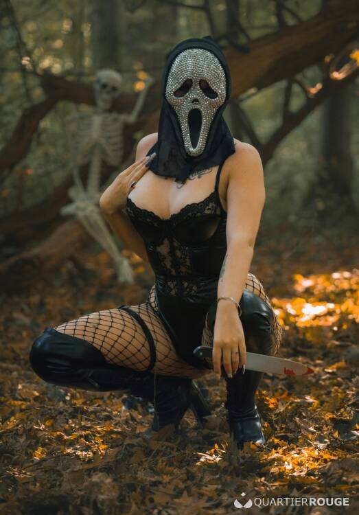 Privé Esme - Les mille et une caresse