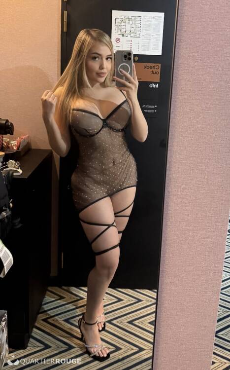 Priv&eacute; Colombian girl