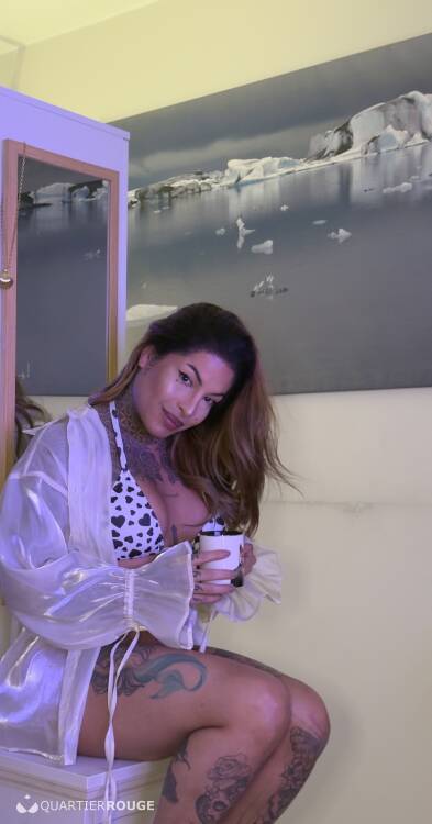 Priv&eacute; AA_DOMME