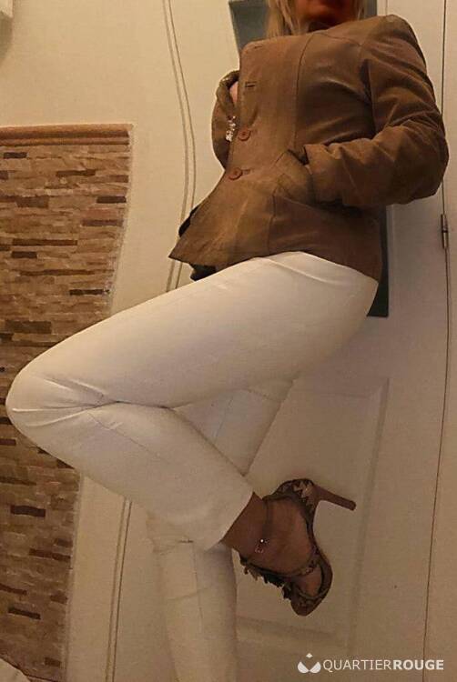 Priv&eacute; MAITE XXX