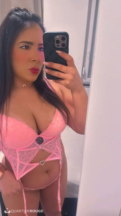Privé Bruna Hot