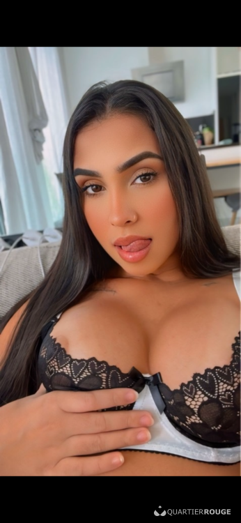 Privé Mirela Deep throat