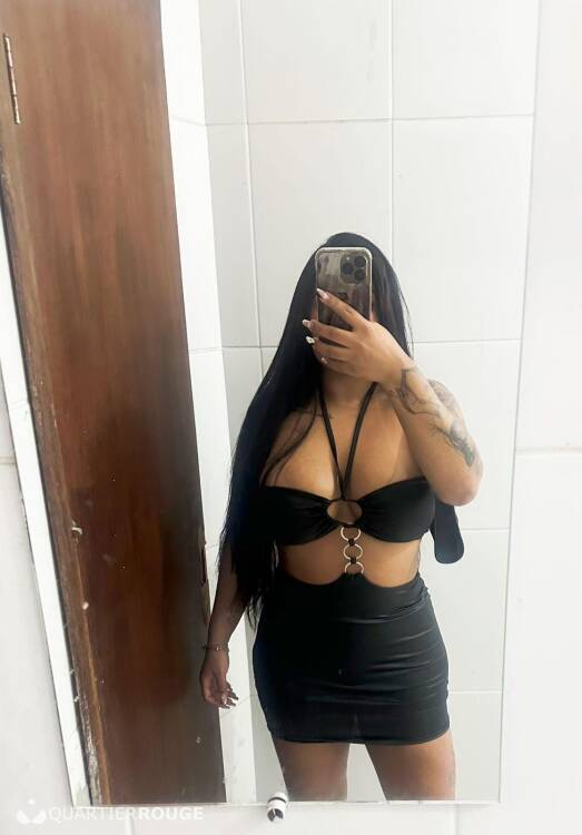 Privé Laura Sexy