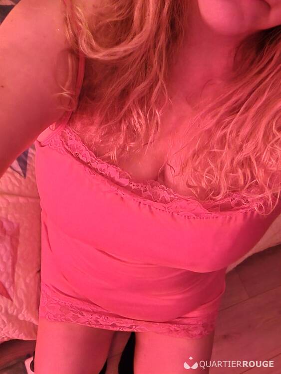 Priv&eacute; Leana la fée rose