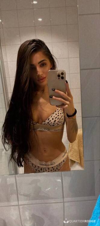Privé Jennifer