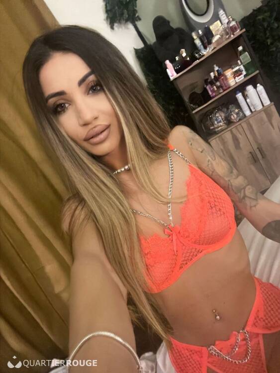 Priv&eacute; Jennifer