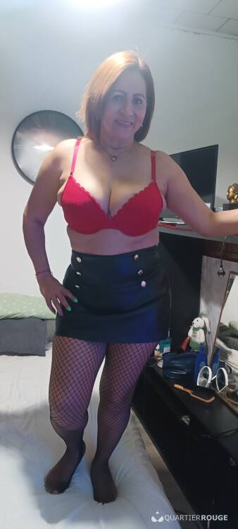 Priv&eacute; ESMERALDA