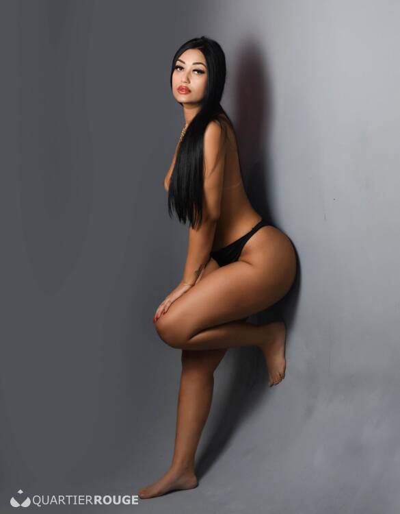 Privé Manuela Brsillienne