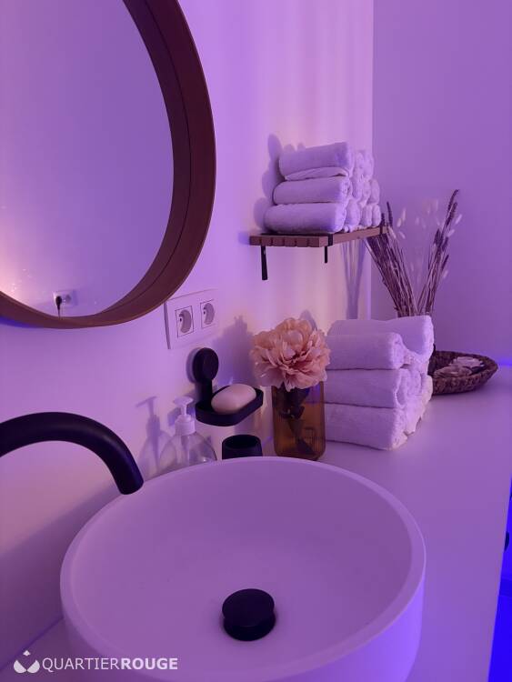 Privé Masseuse Ivy RITUEL