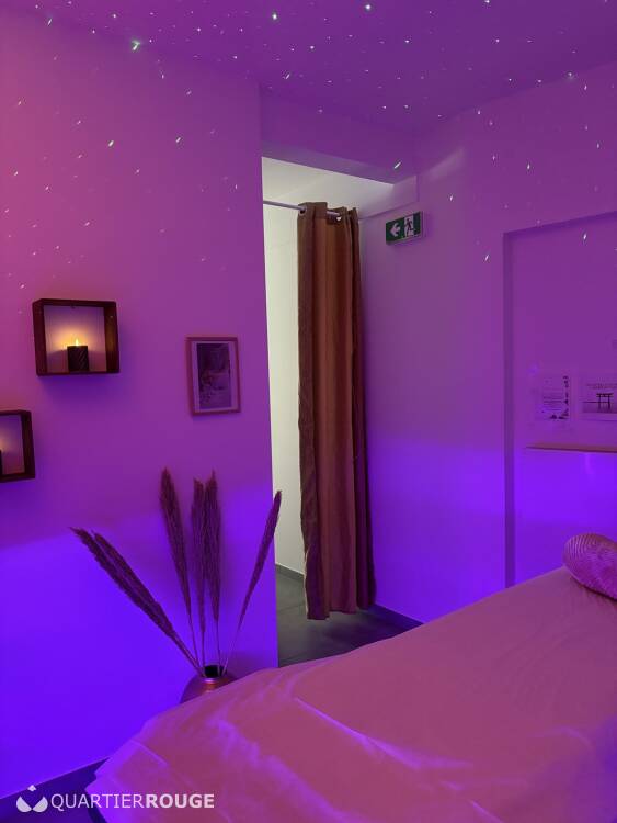 Privé Masseuse Ivy RITUEL
