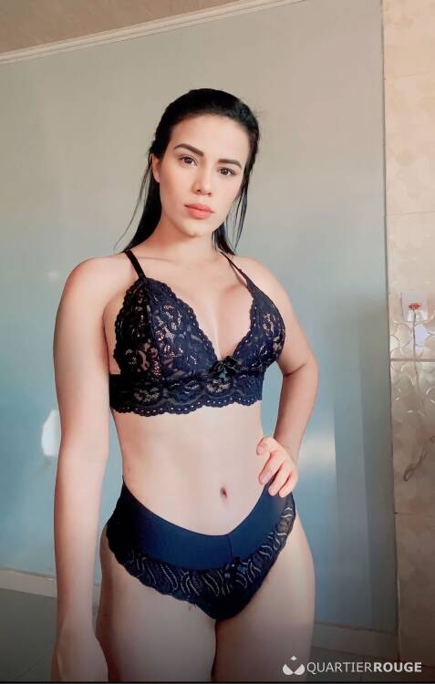 Privé Jenifer good servicios