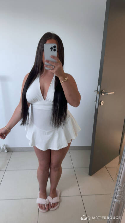 Escort MYLLA CHAUDE
