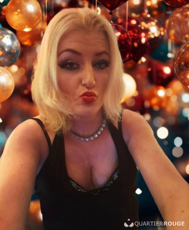 Priv&eacute; CHANEL TRANS