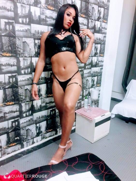Escort Thaissa