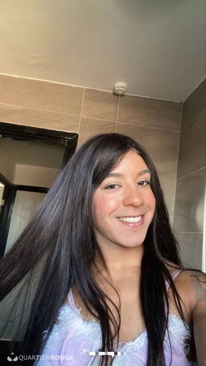 Priv&eacute; Larissa