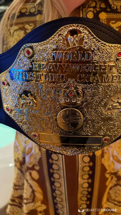 Priv&eacute; Samantha