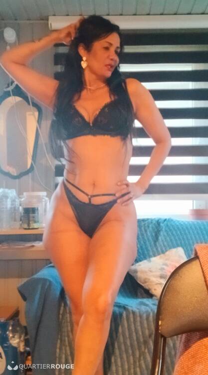 Priv&eacute; Gabriela  sex