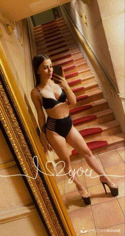 Priv&eacute; Elsa new