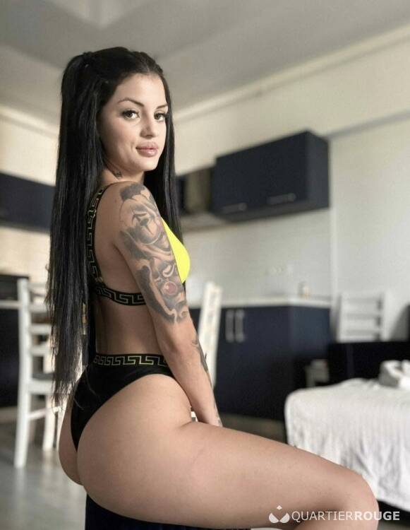 Privé Aryana