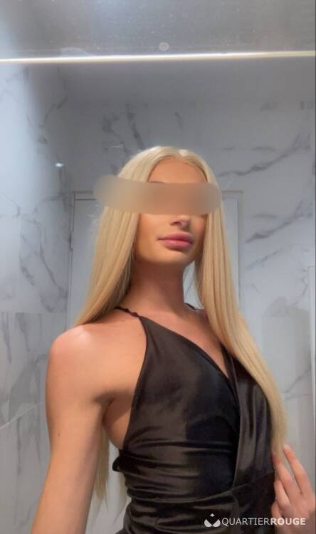 Privé Barbie Française
