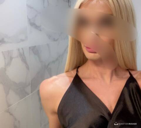 Privé Barbie Française
