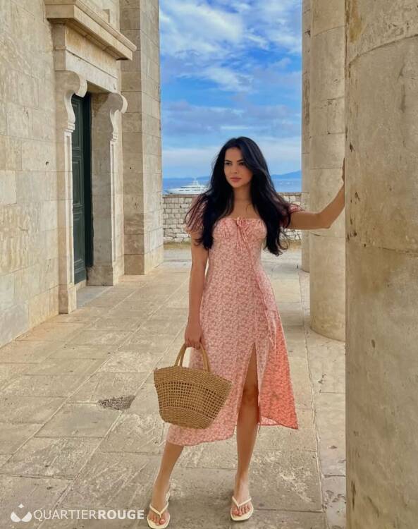 Privé Larissa