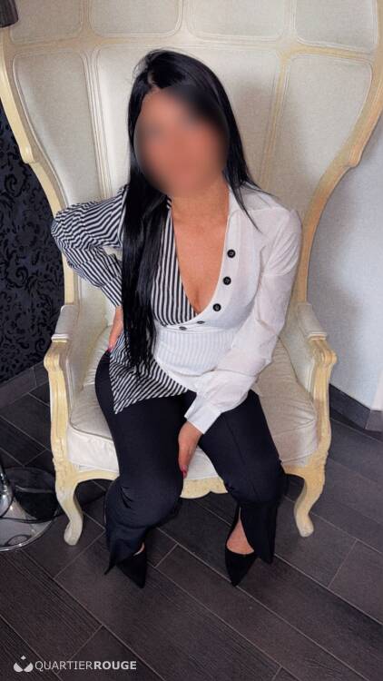 Escort Douce lea