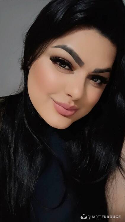 Priv&eacute; Isadora hot