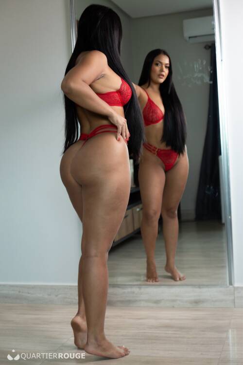 Privé Camile Barbosa