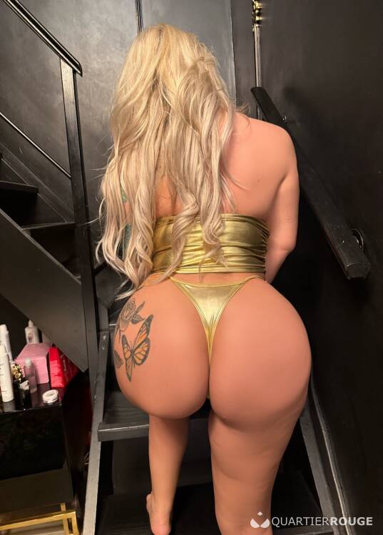 Priv&eacute; Synthia