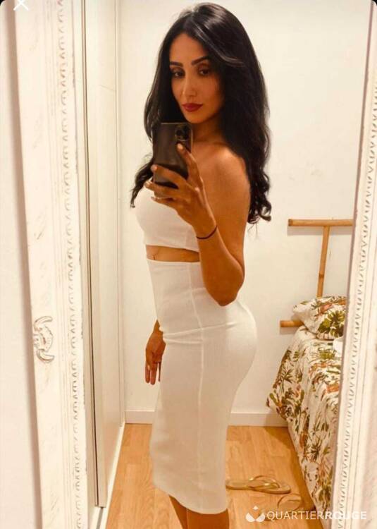 Privé Camila Borges