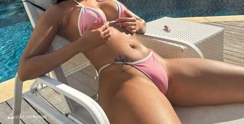 Privé Adriana