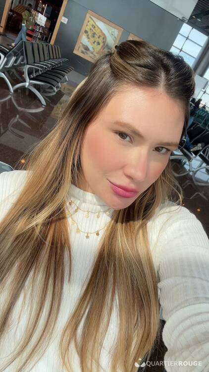 Privé Camila mignonne