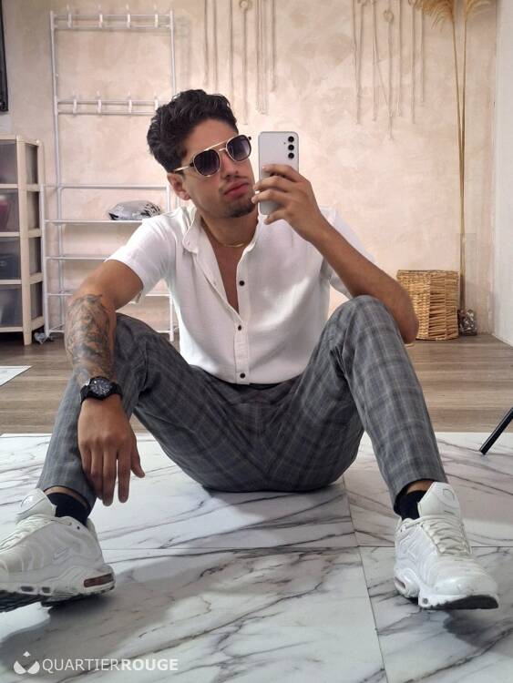 Privé Maximiliano ( Max )