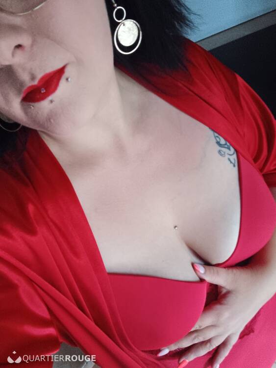 Escort Justine