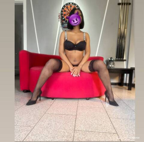 Privé Laura