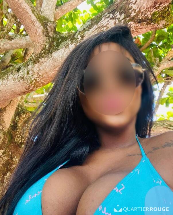 Privé Isabela Complet