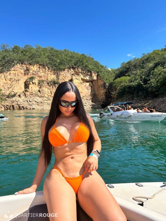 Priv&eacute; ANA JULIA