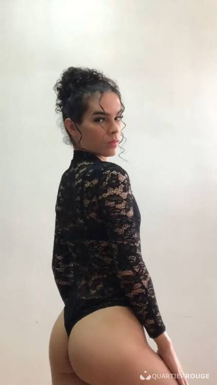 Privé Julia