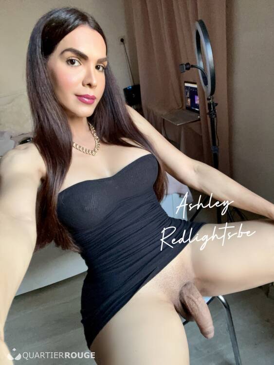 Privé Ashley Trans