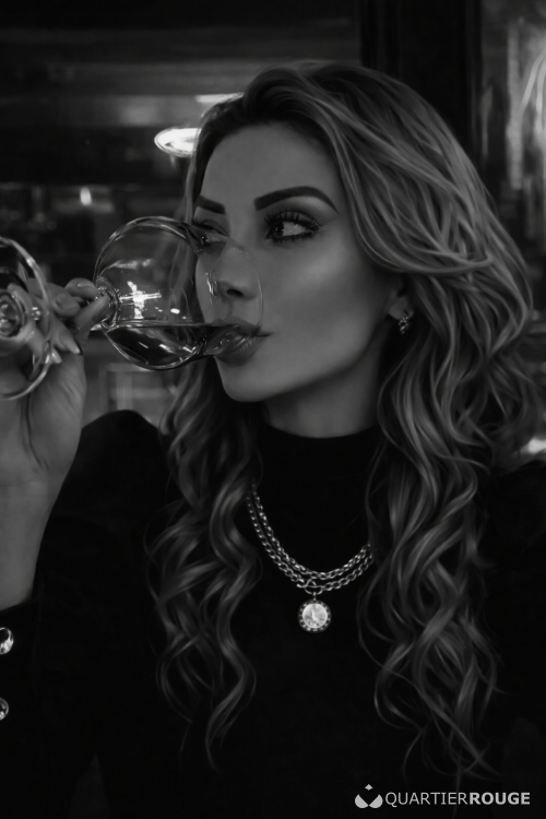 Escort AMYRA LUSSANA