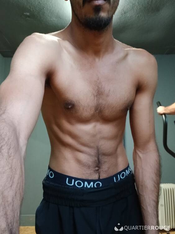 Escort Le plus heureux, le plus heureux