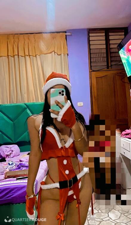 Privé KENDALL XIMENA