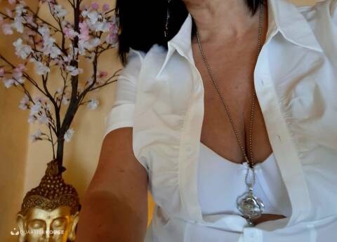 Priv&eacute; Natasha Blue